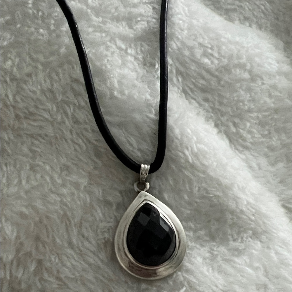 925 Silver Teardrop Black Onyx Necklace